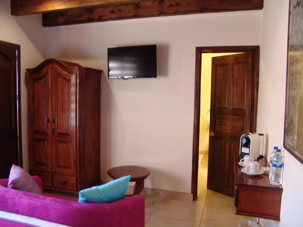 Casa Del Tio Hotel Boutique San Miguel de Allende Zimmer foto A room at the hotel