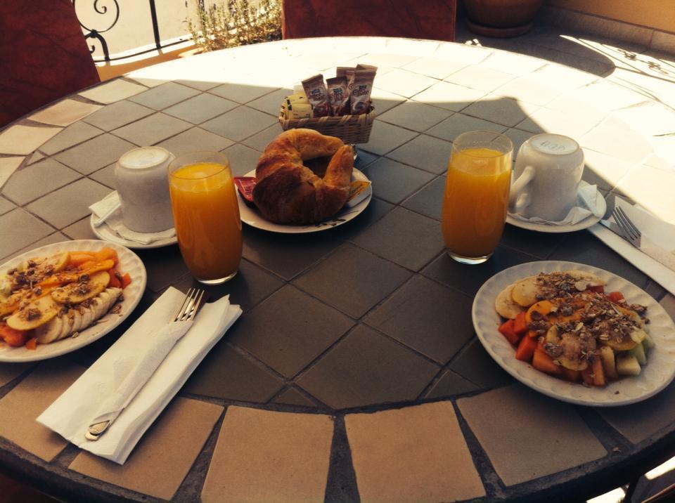 Casa Del Tio Hotel Boutique San Miguel de Allende Exterior foto A typical breakfast
